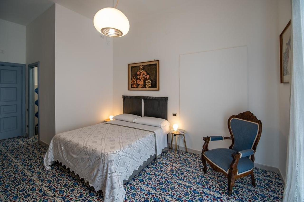 D'Angleterre Guest House Salerno Exterior photo